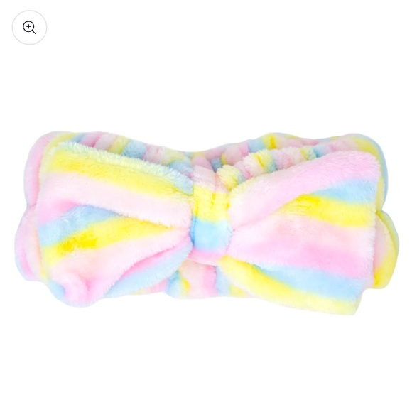 The Creme Shop Teddy Headyband Plush Spa Headband - Picture 8 of 8
